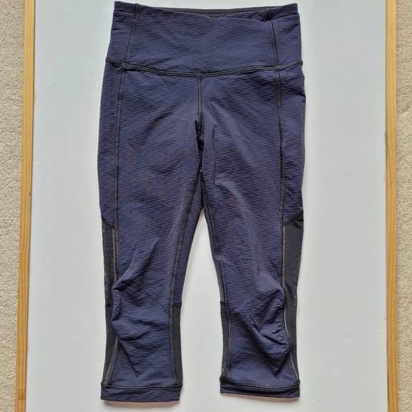 lululemon Gear Up Crop - Picture 1 of 7